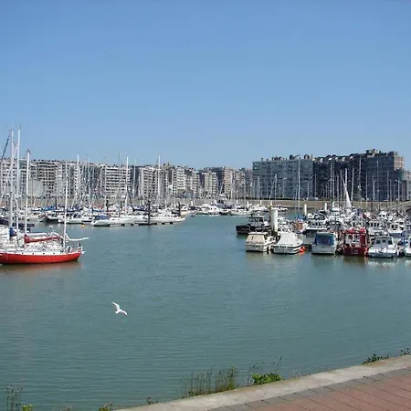 Luxurious With Sea View Apartment *