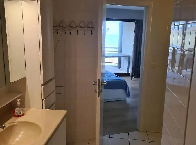 Luxurious With Sea View * بلانكنبرخ